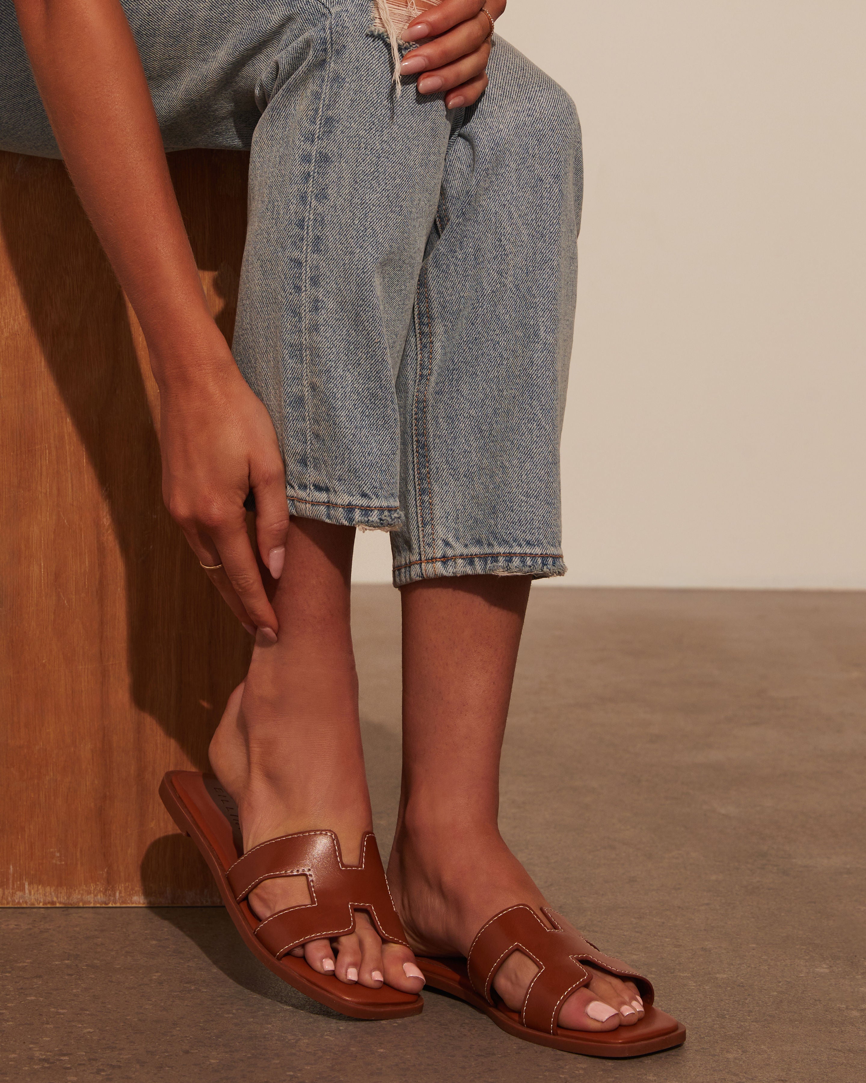 Gordy Flat Sandal