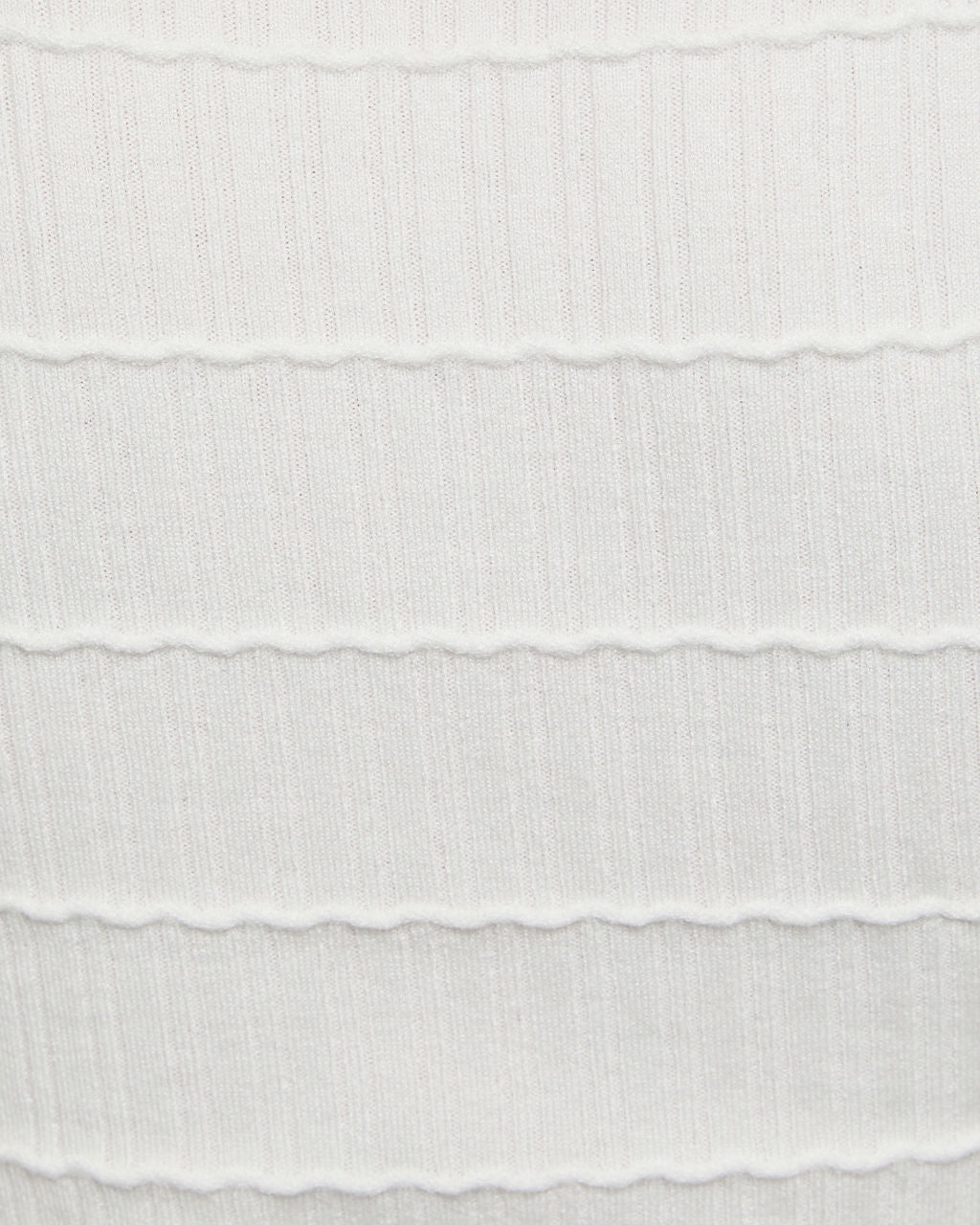 Rhegen Ruffle Ribbed Top